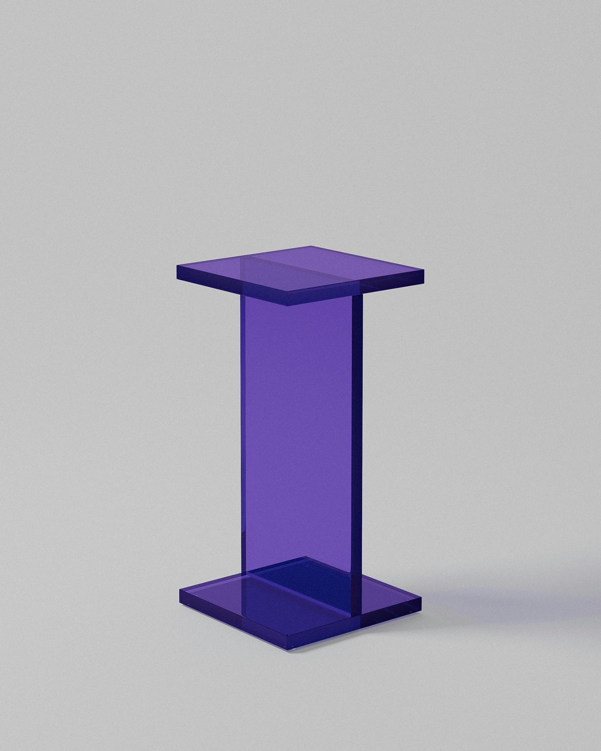 I-Beam acrylic end table – violet acrylic | MUÑIZ Miami
